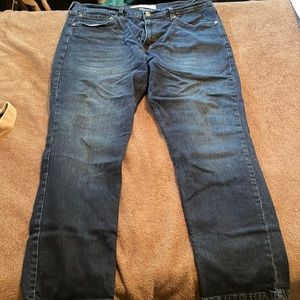 Levi’s signature gold indigo jeans slim fit. 38x29